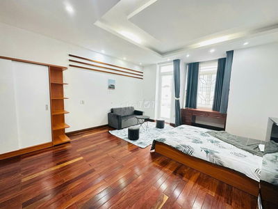 CĂN HỘ 45m2 FULL NỘI THẤT CỬA SỔ BAN CÔNG RỘNG Ở BÌNH THẠNH GẦN Q1,Q3