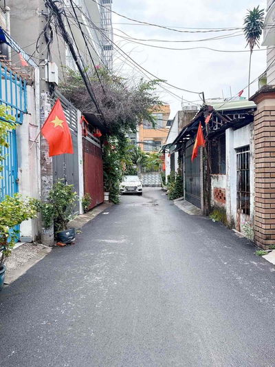 BÁN NHÀ GÓC DƯƠNG QUẢNG HÀM 4X26M GIÁ 8,5 TỶ
