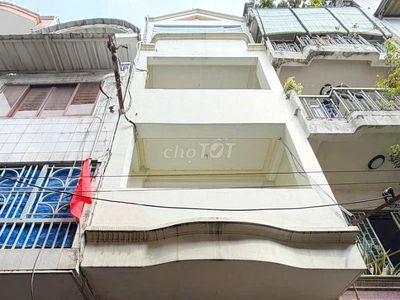 Chính chủ bán nhà Nguyễn Biểu, Phường 1, Quận 5 – vị trí vàng