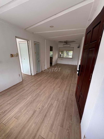 Cần bán cư xá Nguyễn Văn Trỗi ( căn hộ + mặt bằng)