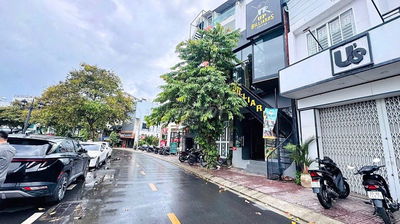 Mặt Bằng trệt lầu đường Bờ Hồ Huỳnh Cương chỉ 18 triệu