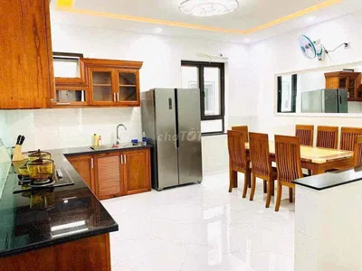 Anh chủ cần cho thuê nhà phố full nội thất cao cấp