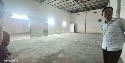 CHO  THUÊ  KHO  (250m2)  PHƯỜNG BÌNH HƯNG HÒA A. QUẬN  BÌNH  TÂN