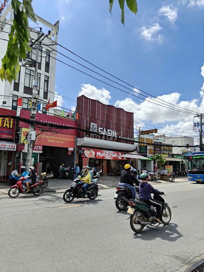 Nhà Mặt Tiền Nguyễn Ảnh Thủ. Đối diện trường Nguyễn hữu cầu. 4.5mx24m