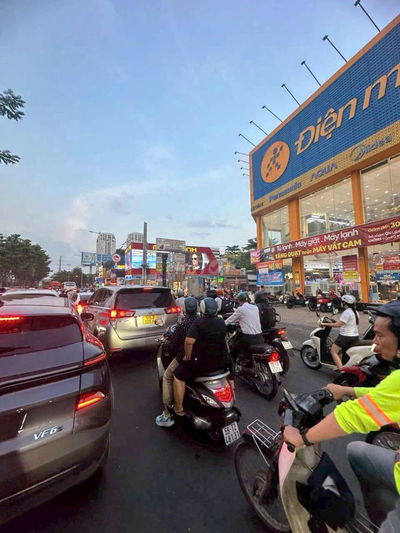 Cho thuê MT Kinh Doanh 30×40 Nguyễn Văn Tăng trần cao 10m có vp