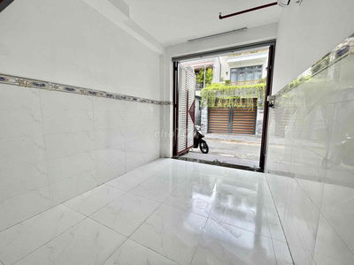 CHO THUÊ MẶT BẰNG THÍCH HỢP VỪA Ở VỪA KINH DOANH ĐƯỢC CHO ANH CHỊ EM