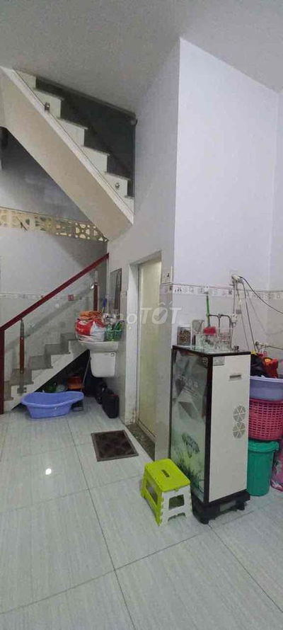 SIÊU HÓT SIÊU RẺ NHÀ 2 TẦNG 4X15 GẦN NHÀ THỜ CHÂU NAM QL 22