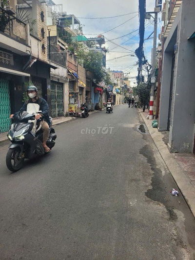 🏩 Bán nhà HXH - Gần Nguyễn Trọng Tuyển PNhuận - 56m2 - 4 Tầng  6PN 4WC