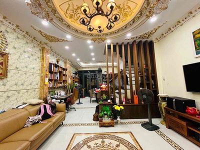 Nhà 1 Trệt 3 Lầu 4PN 5x15m Hẻm Huỳnh Tấn Phát Phường Tân Phú