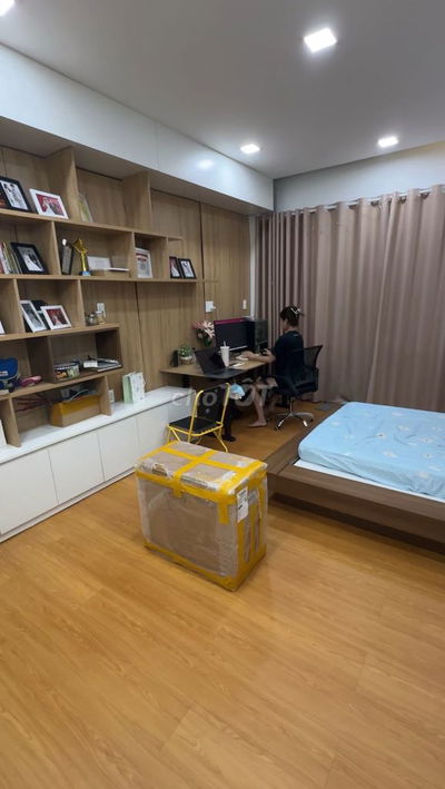 Pass gấp Căn Hộ Studio 30m2 Cực Đẹp - Có Ban Công View Thành Phố