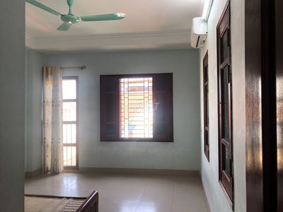 Phòng 25m2 gần BX Nước Ngầm