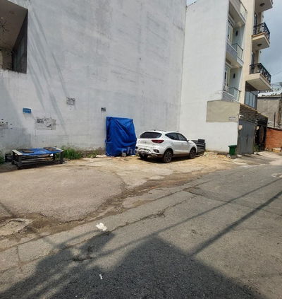 diện tích 72m2, hẻm 8m có lề đường, đường Phan Văn Hớn Q12