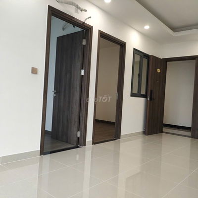 LH EM HƠN 50 CĂN Q7 RIVERSIDE CHO THUÊ 2PN 9TR, FULL 11TR