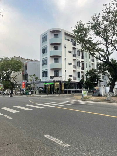 Bán Tòa căn hộ 5 tầng nằm trên LÔ GỐC 2 mặt tiền đường 15m Hòa Minh,