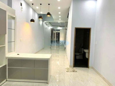 CHO THUÊ NHÀ NGUYÊN CĂN MẶT TIỀN ĐƯỜNG TRƯƠNG VĨNH KÝ 4X18M 6L