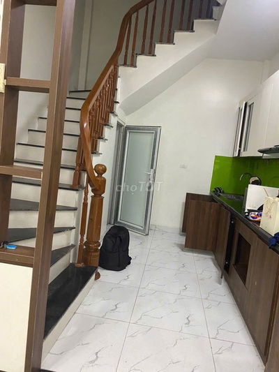 Cho thuê nhà Nguyên căn ở Lĩnh Nam 34mx5 Tầng