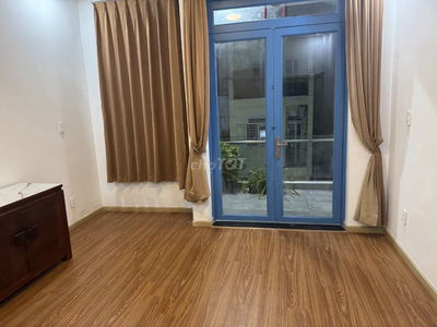Bán nhà gần vòng xoay Phú Hữu, Q9 – nhà đẹp, SHR, giá 5.2 tỷ