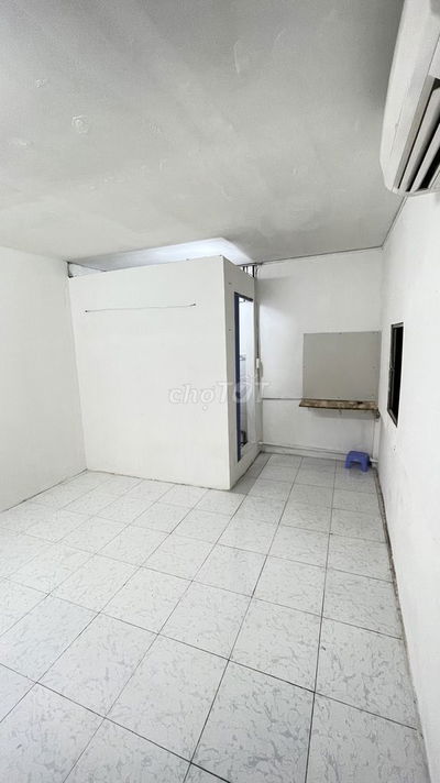 Phòng trọ giá tốt ngay sân bay Tân Sơn Nhất-21/1 Trường Sơn Q.Tân Bình