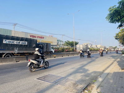 Nhà Cấp 4 sân vườn AN PHÚ ĐÔNG, Diện tích 1.300m2, ngang gần 17m, khu