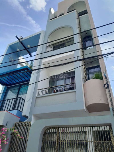 Bán CHDV mới xây 4 tầng,đang cho thuê 30tr/tháng,hẻm ôtô đỗ cửa