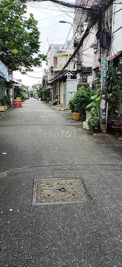 Nhà hẻm xe hơi 80m2 1 phòng ngủ