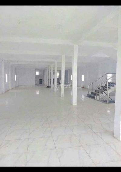 Xưởng Dĩ An 1800m/35tr Đường Lớn Làm May Mặc, Kho v.v....