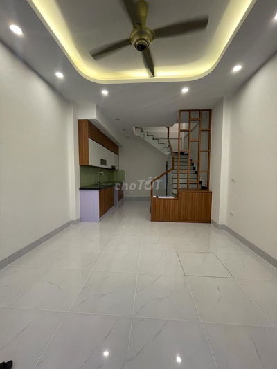 Mặt ngõ Ngọc Khánh ngõ thông KD, 30m ra ô tô, nhà mới ở ngay  37m2*5T