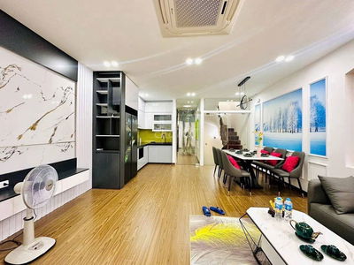 Khương Đình, sát phố, ngõ 3m, nhà đẹp lung linh, 50m*5T