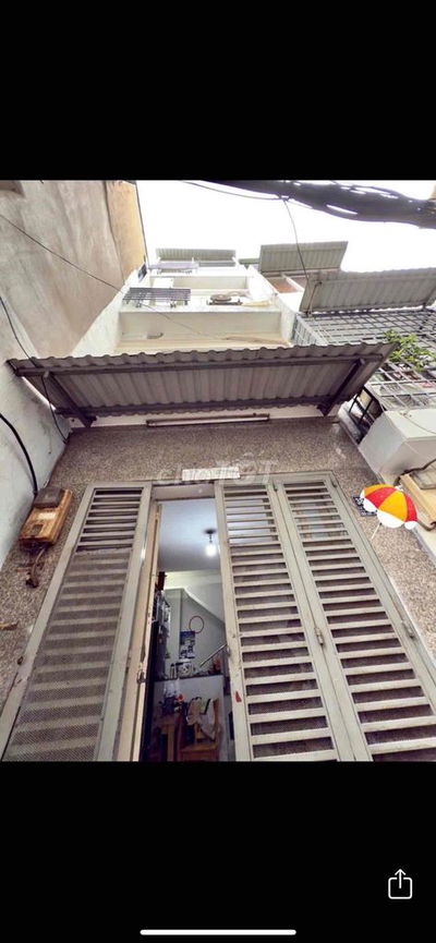 nhà nguyên căn LÝ THÁI TỔ Q10(3,3x9)1tr2lầu sân thượng,2pòng3wc