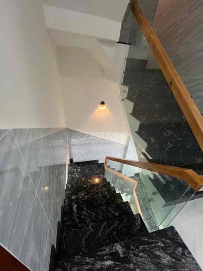 Nhà Bán.Đường số Lê Văn Quới_gần 40m2_ tặng full nội thất_hẻm đẹp,thoá