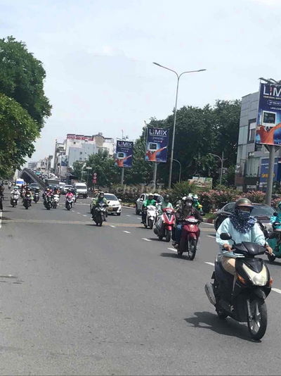 Bán Nhà Mặt tiền Cộng Hoà trệt 4 lầu giá 28 tỷ