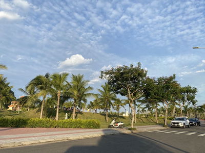 Cho thuê Lô Biệt Thự Sát Sông