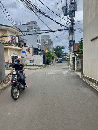 Bán nhà phường Phú Hữu vị trí đẹp pháp lý rõ ràng an ninh đông đúc