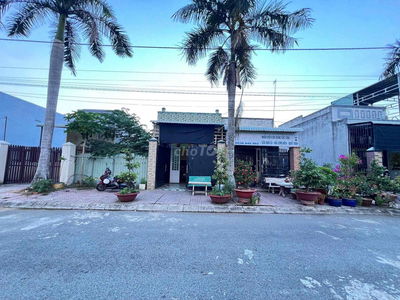 Nhà kdc Cát Tường Phú Thạnh Cổng sau kcn Tân Đức