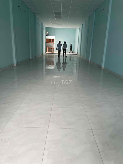 Cho thue 6 x30-dg thông -trống suốt -xuan thoi dông