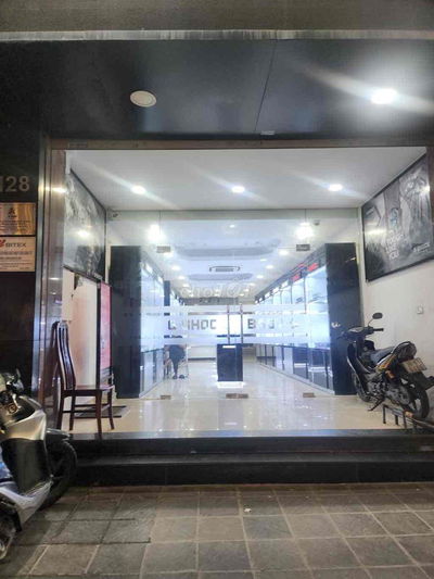 PHỐ LƯƠNG ĐỊNH CỦA 4 TẦNG THANG MÁY GIÁ ĐẸP