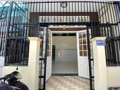 Nhà trọ nguyên căn 44m2 , 2 phòng ngủ rộng rãi quận 12