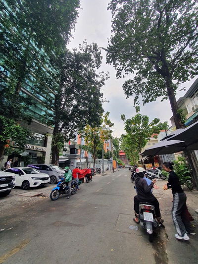 Bán Nhà MT 245Q Mặt tiền Lê Văn Sỹ , Phú Nhuận | Dt: 4X14m | 2 Tầng|