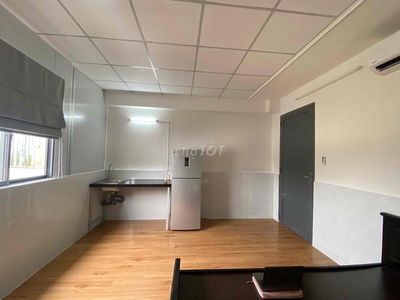 Phòng trọ có cửa sổ thoáng full nội thất trống sẵn ở liền được