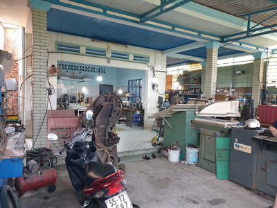 Nhà vườn DT 220m2 (8.2x28) hẻm xe hơi, gần Song Hành chợ đầu mối H-Môn