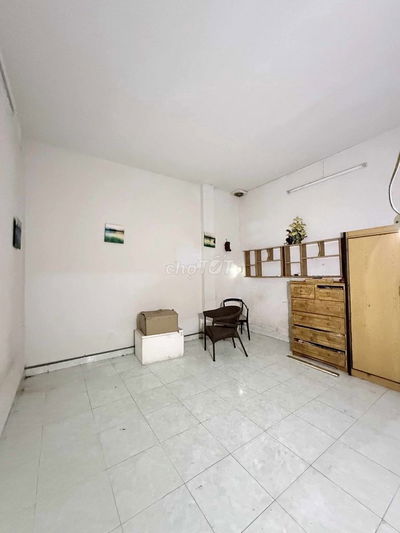 53m2 (5.3 x 11m)+Sân 15m2 •SÁT HXH 8m• 2PN•NƠ TRANG LONG BT - 5.2 TỶ