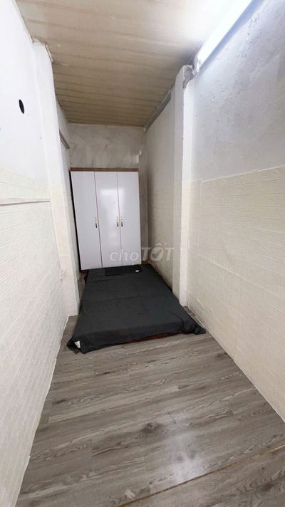 Phòng full đồ giá 1.6tr ngõ 1096 Láng, ngay cầu 361, gần DH GTVT