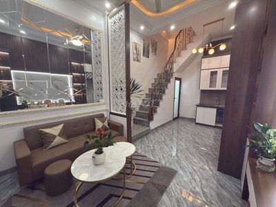 Ô tô dừng đỗ rất gần Trần Khát Chân, 2 thoáng, KD! Nhà gần phố 38m*5T