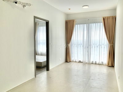 Cho thuê căn 2PN-2WC, có giường tủ, view noi khu, sẵn máy giặt