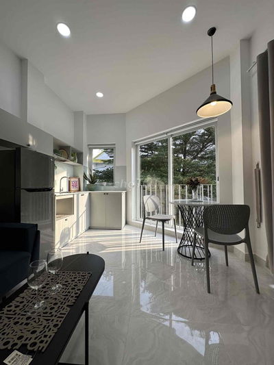 CĂN HỘ STUDIO BAN CÔNG CHILL NGAY E.TOWN CỘNG HOÀ - tiện qua nhà ga t3