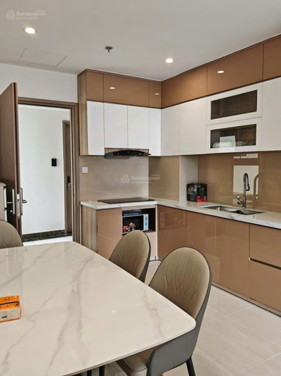 Chính chủ bán gấp căn hộ Vinhomes Grand Park Quận 9, 2PN+ DT 69m2 full nội thất chỉ 3tỷ BTP