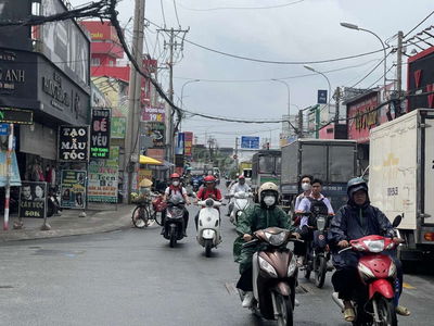 BÁN ĐẤT 2 MẶT TIỀN Ở HÓC MÔN BÀ ĐIỂM.DT 240M2