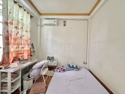 Nhà nở hậu cực đẹp giữa trung tâm Phú Nhuận 4 phòng ngủ