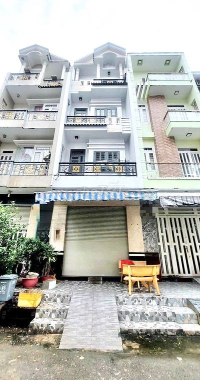 Nhà Khu Tên Lửa, 3 lầu 5 phòng ngủ, Phường An Lạc A