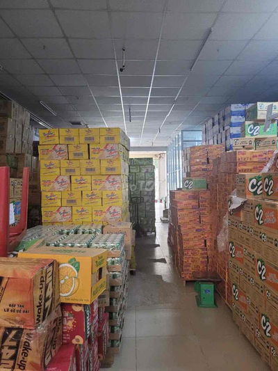 Cho Thuê Kho 6x22 trống suốt hẻm xe tải Phạm Văn Chiêu